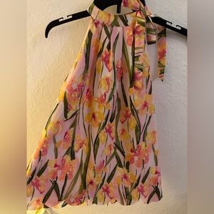 Maison Jules floral pink top with a little cute bow on the neck